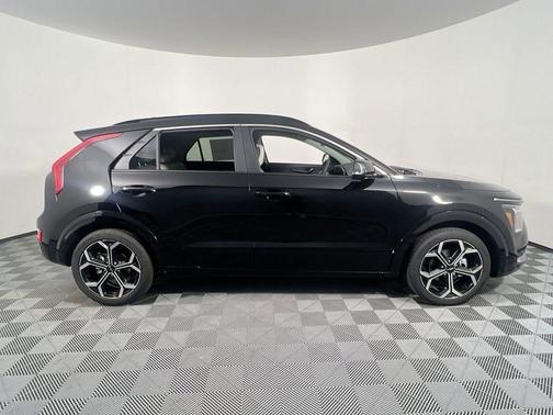 2025 Kia Niro Touring