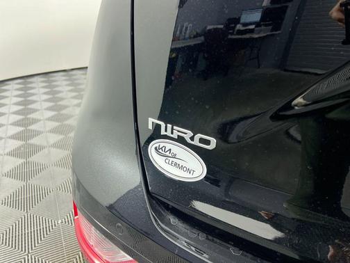2025 Kia Niro Touring