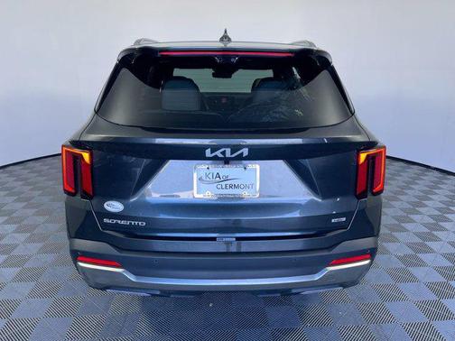 Aurora Black Pearl 2026 Kia Sorento Hybrid SX Prestige