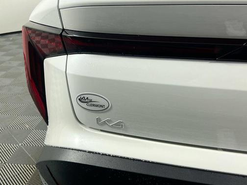 Snow White Pearl 2026 Kia K4 LX