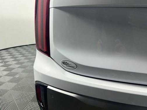 2025 Kia Telluride LX
