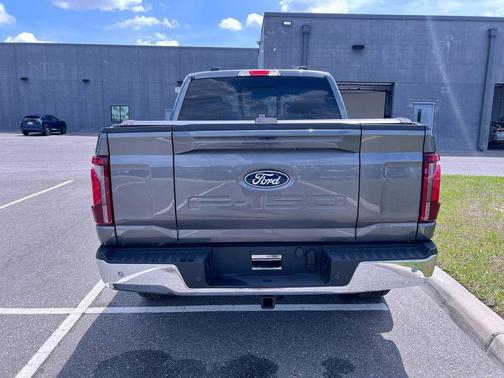 Carbonized Gray Metallic 2025 Ford F-150 Lariat