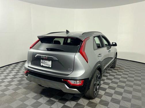 2025 Kia Niro Touring