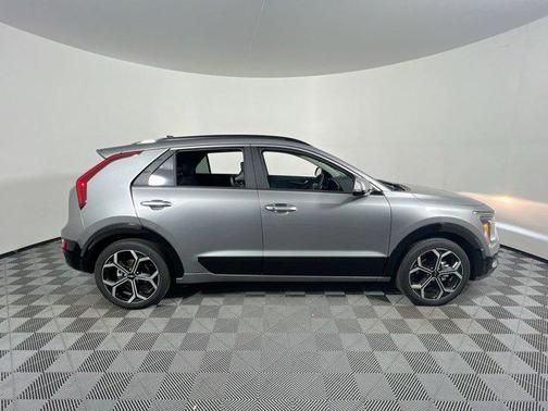 2025 Kia Niro Touring