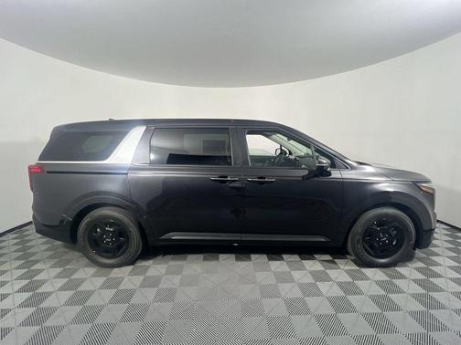Panthera Metal 2026 Kia Carnival LXS
