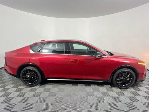 2025 Kia K4 GT-Line Turbo