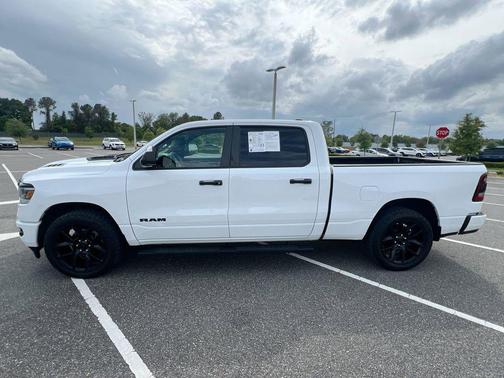 Bright White Clearcoat 2023 RAM 1500 Laramie