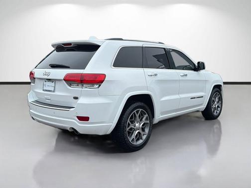2020 Jeep Grand Cherokee Overland