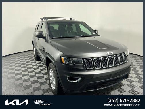 2020 Jeep Grand Cherokee Laredo