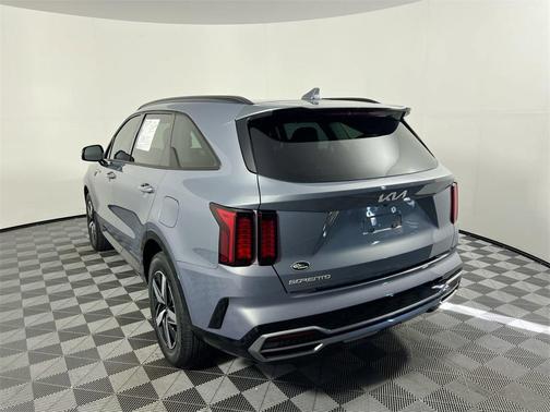 2023 Kia Sorento S
