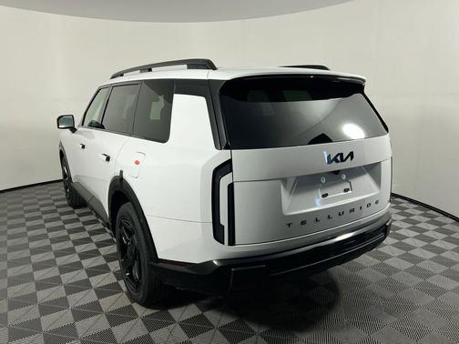 Glacial White Pearl 2027 Kia Telluride Hybrid X-Line SX