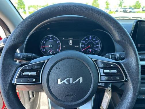 Currant Red 2024 Kia Forte LXS