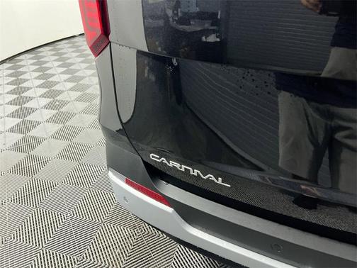 2026 Kia Carnival LX