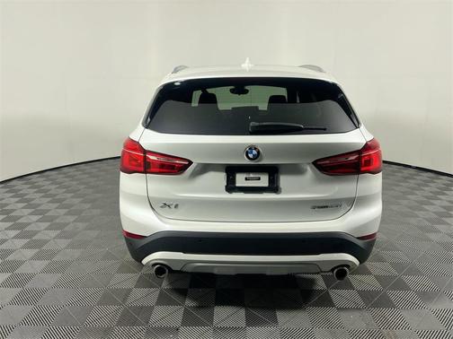 2021 BMW X1 sDrive28i