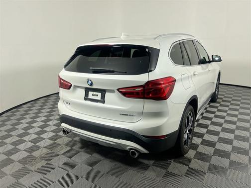 2021 BMW X1 sDrive28i