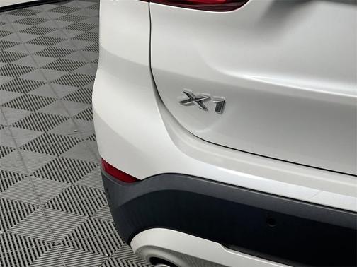 2021 BMW X1 sDrive28i