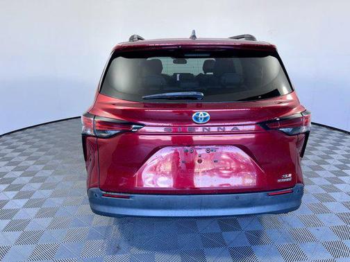 Ruby Flare Pearl 2021 Toyota Sienna XLE 8 Passenger
