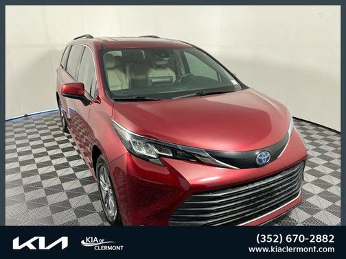 Ruby Flare Pearl 2021 Toyota Sienna XLE 8 Passenger