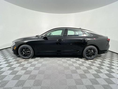 Aurora Black Pearl 2026 Kia K5 LXS FWD