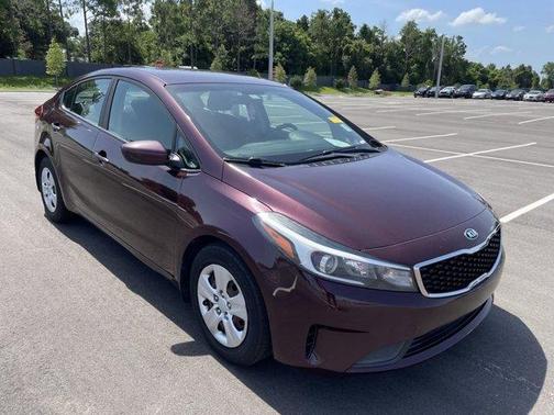 Photo 1 of 13 of 2017 Kia Forte LX