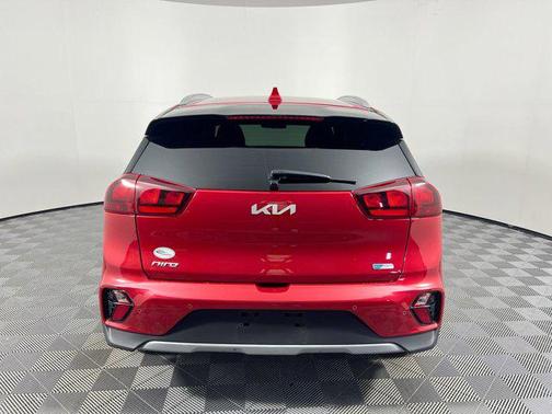 2022 Kia Niro LXS