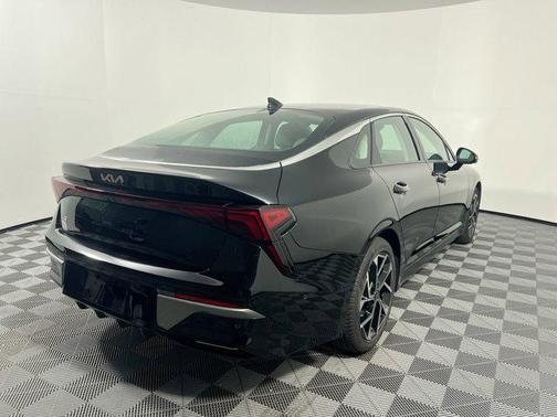 2025 Kia K5 EX