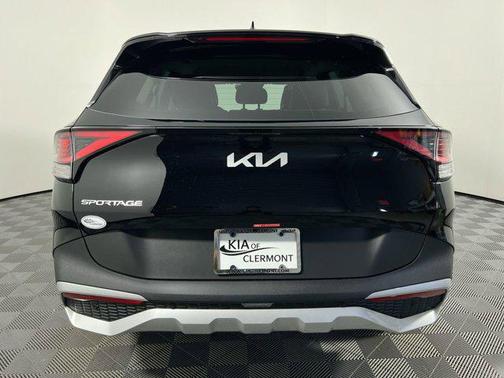 Ebony Black 2024 Kia Sportage EX