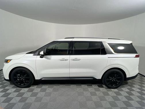 2024 Kia Carnival SX Prestige