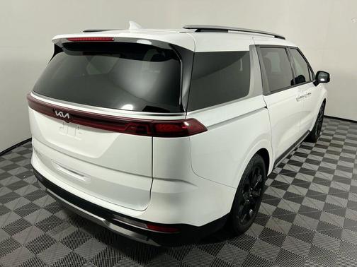 2024 Kia Carnival SX Prestige