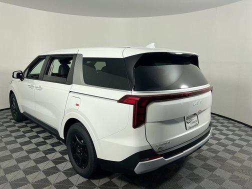 2026 Kia Carnival LX