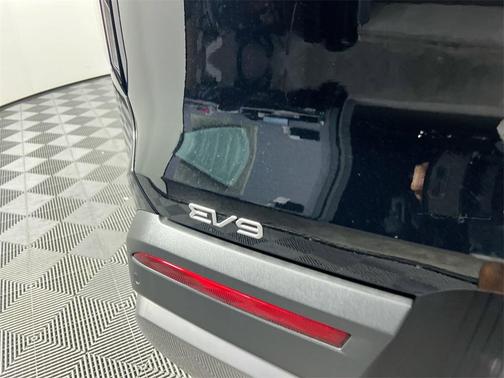 2026 Kia EV9 Light Long Range