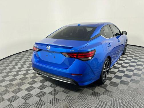 Electric Blue Metallic 2022 Nissan Sentra SR