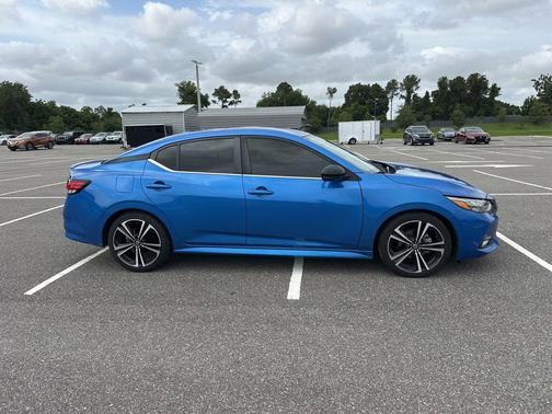 Electric Blue Metallic 2022 Nissan Sentra SR