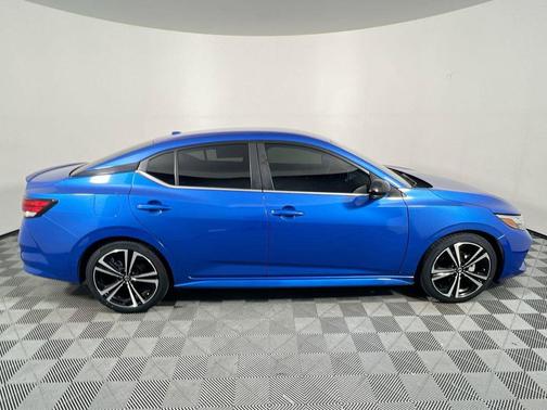 Electric Blue Metallic 2022 Nissan Sentra SR