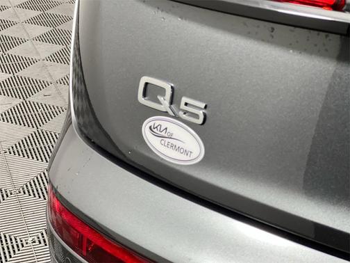 2025 Audi Q5 45 S line Premium
