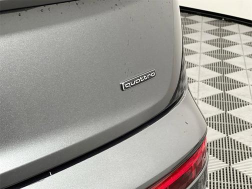 2025 Audi Q5 45 S line Premium