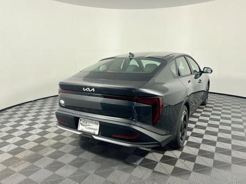 Interstellar Gray 2025 Kia K4 EX