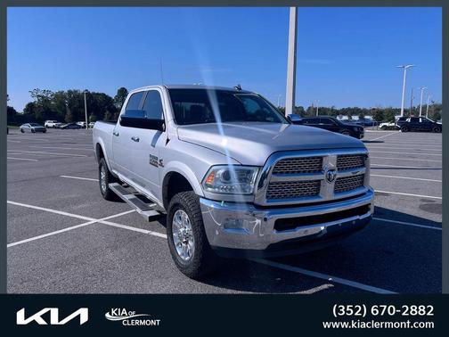 2017 RAM 2500 Laramie Crew Cab 4x4 6'4' Box