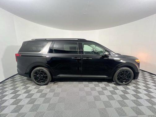 2025 Kia Carnival Hybrid SX