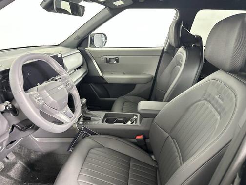 Interstellar Gray 2027 Kia Seltos X-Line S