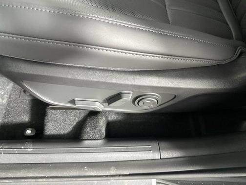Interstellar Gray 2027 Kia Seltos X-Line S