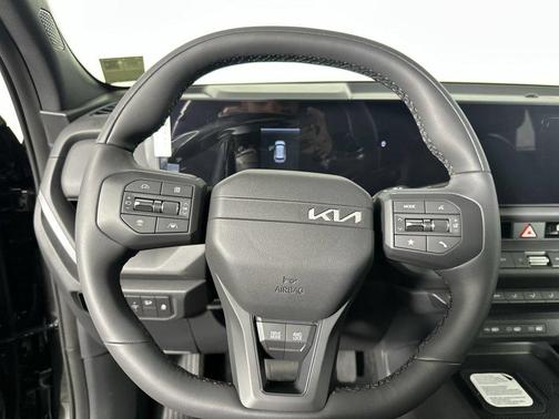 Interstellar Gray 2027 Kia Seltos X-Line S
