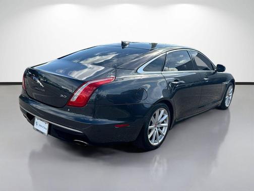 2018 Jaguar XJ XJL Portfolio