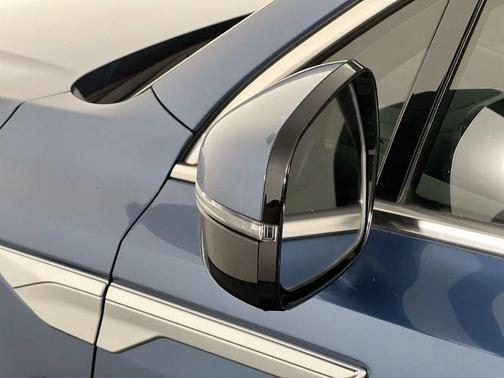Mineral Blue 2025 Kia Sorento Hybrid SX Prestige