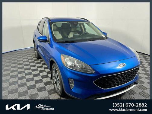 Blue Metallic 2020 Ford Escape Titanium