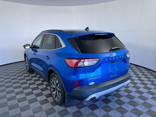 VELOCITY BLUE METALLIC 2020 Ford Escape Titanium