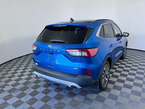 VELOCITY BLUE METALLIC 2020 Ford Escape Titanium