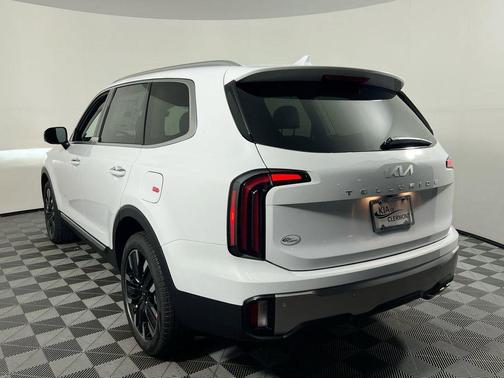 2024 Kia Telluride SX
