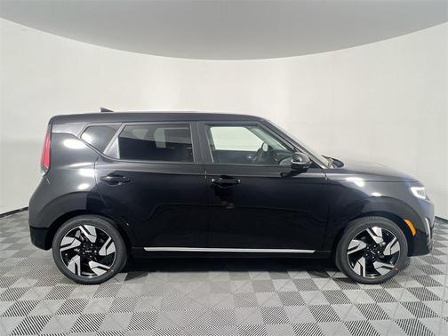2025 Kia Soul GT-Line