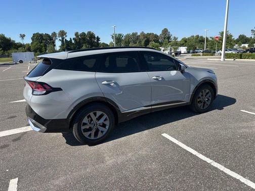 Wolf Gray 2023 Kia Sportage SX
